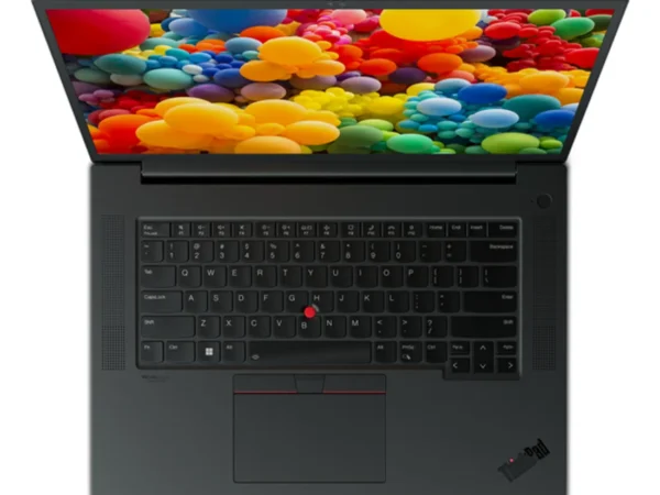 Lenovo ThinkPad P1 Gen 5 Intel Core i7 i7-12700H Workstation mobile 40,6 cm (16") WQXGA 16 GB DDR5-SDRAM 512 GB SSD NVIDIA RTX A1000 Wi-Fi 6E (802.11ax) Windows 11 Pro Italiano Nero